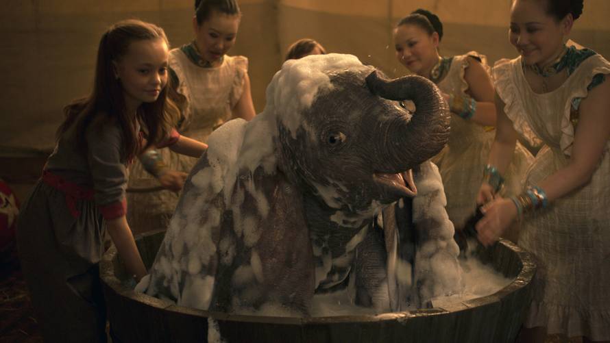 storyeditor/2023-12-22/DUMBO01_RTL.jpg