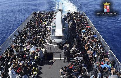 Spasili više od 3000 migranata iz mora u blizini libijske obale