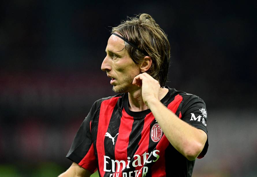 Serie A - AC Milan v AS Roma