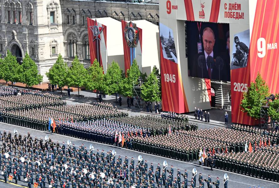 Russia marks Victory Day with military parade in Moscow