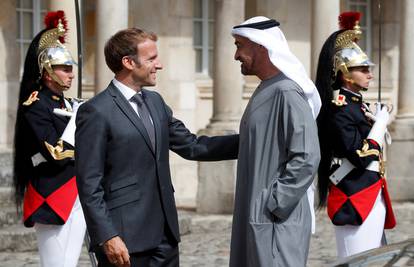 Novi čelnik UAE-a sastao se s Emmanuelom Macronom dok svjetski čelnici odaju počast