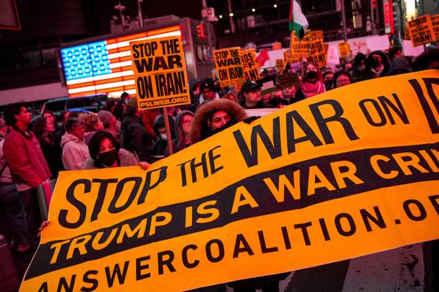 ULICE PUNE BIJESA Tisuće u New Yorku prosvjeduju protiv zračnih napada Izraela na Libanon i Iran