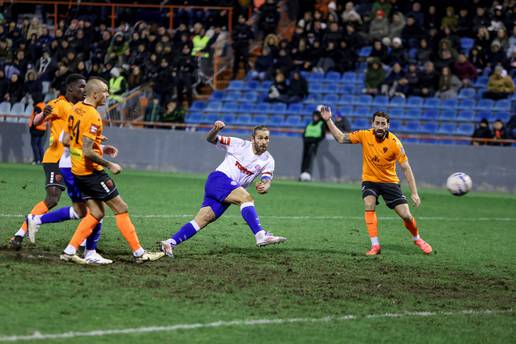 Šibenik - Hajduk 1-2: Sjajne škarice Livaje i gol Krovinovića u nadoknadi za pobjedu 'bilih'