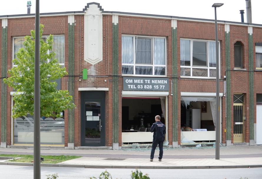 Eksplozija u Antwerpenu: Ljudi ostali zatočeni pod ruševinama