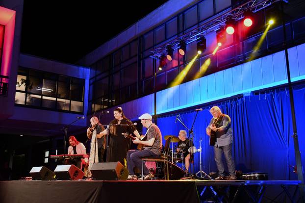 FOTO Mostar Sevdah Reunion zatvorili Brodsko glazbeno ljeto uz intimnu atmosferu