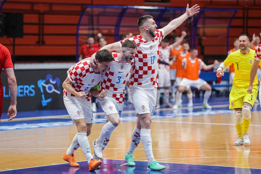 Susret Hrvatske i Poljske u dodatnim kvalifikacijama za Svjetsko prvenstvo u futsalu