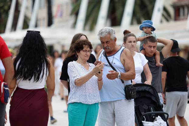 Split: Unatoč lošem vremenu grad je i dalje pun turista