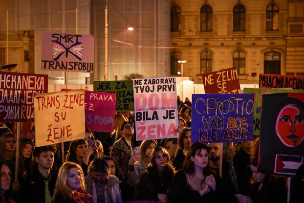 U Zagrebu održan Noćni marš za ženska prava u Hrvatskoj