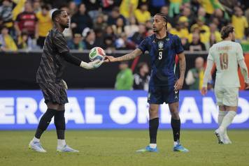 International Friendly - Brazil v France