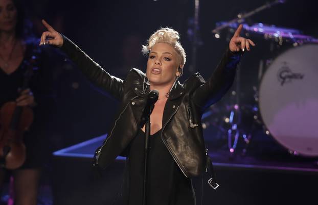 Berlin: Pink nastupila u polufinalu njema?ke ina?ice showa The Voice