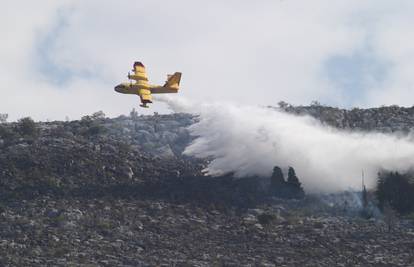 Ugašen požar u Cisti Velikoj: Izgorjelo je 50 hektara šume