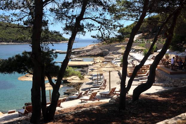 Obilazak nove turisti?ke atrakcije otoka Obonjana 