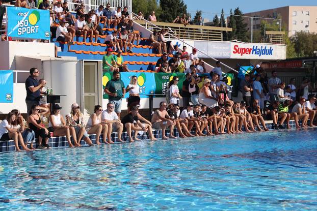 Split: Sportsko-humanitarno natjecanje "Najluđi skakač Hrvatske"