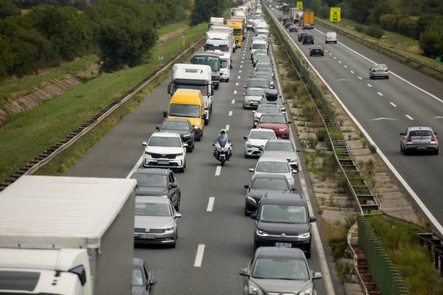 Zagreb: Gužva na obilaznici zbog prometne nesreće