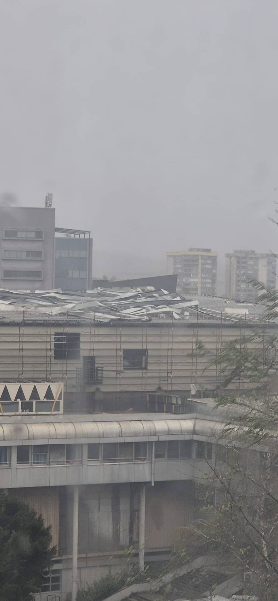 Evo koliko su vatrogasci imali intervencija zbog oluje