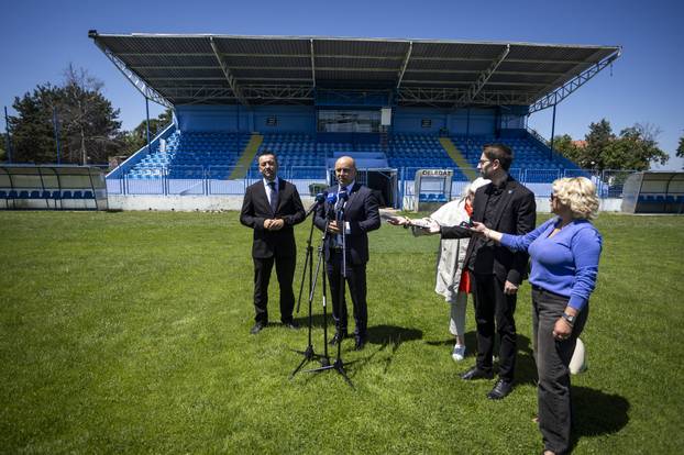 Vukovar:  Konferencija na temu donatorske kampanje „I ti si Vukovar“ za izgradnju Stadiona 12 hrvatskih redarstvenika