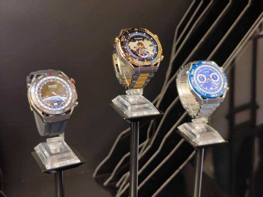 Huawei Watch GT4 sat uz više stila i dalje 'drži' dva tjedna, a sada sluša i kako dišete u snu