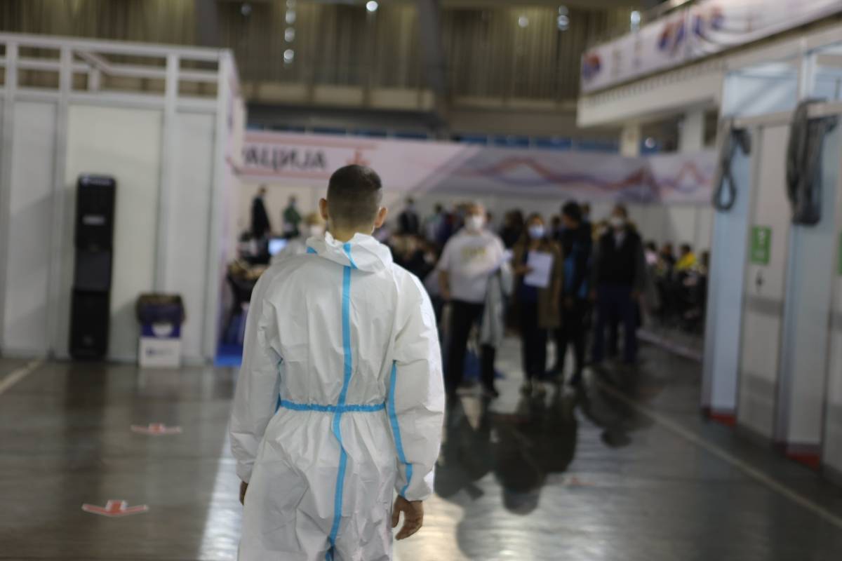 Srbija ublažava mjere nakon što je broj zaraženih počeo padati