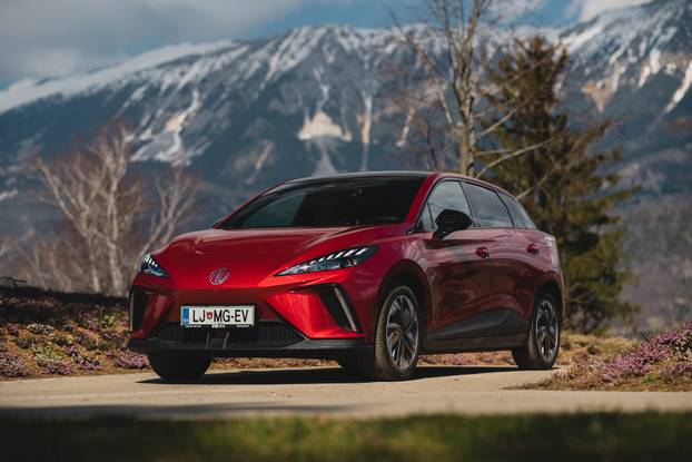 Cijene goriva divljaju, prazne se pumpe: Ovo je 10 najjeftinijih električnih auta u Hrvatskoj!