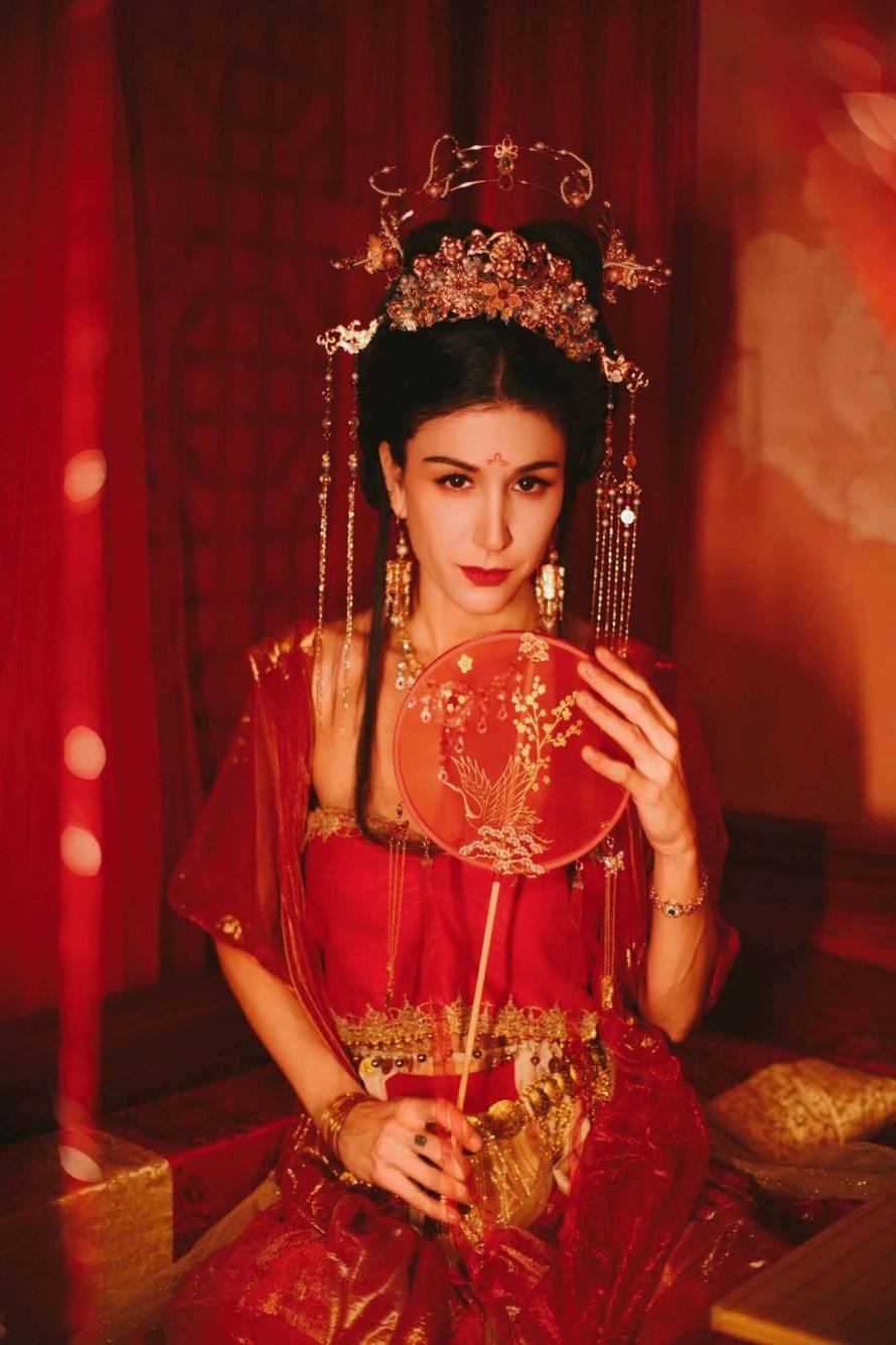 Ana Rucner uživa s dečkom u dalekoj Kini: 'Slatki kutak kave'