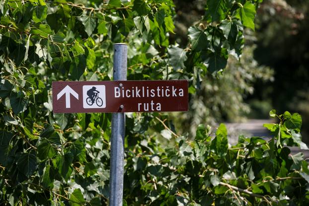 Sveta Nedelja: Vrućine smanjile broj posjetitelja na Rakitju
