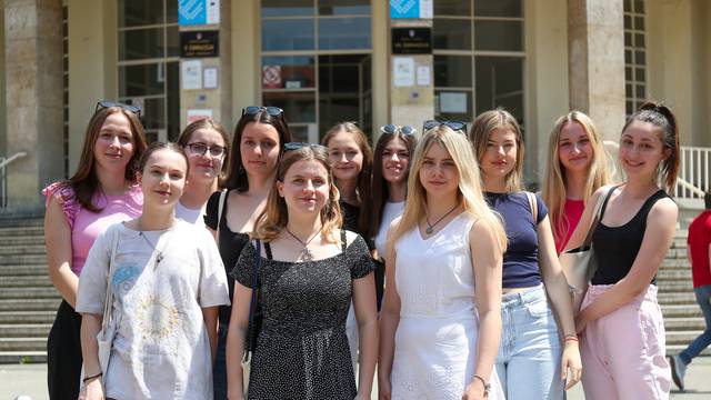 Zagreb: Učenice II. gimnazije
