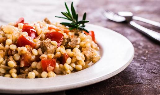 Preukusni ri&zcaron;oto s teletinom