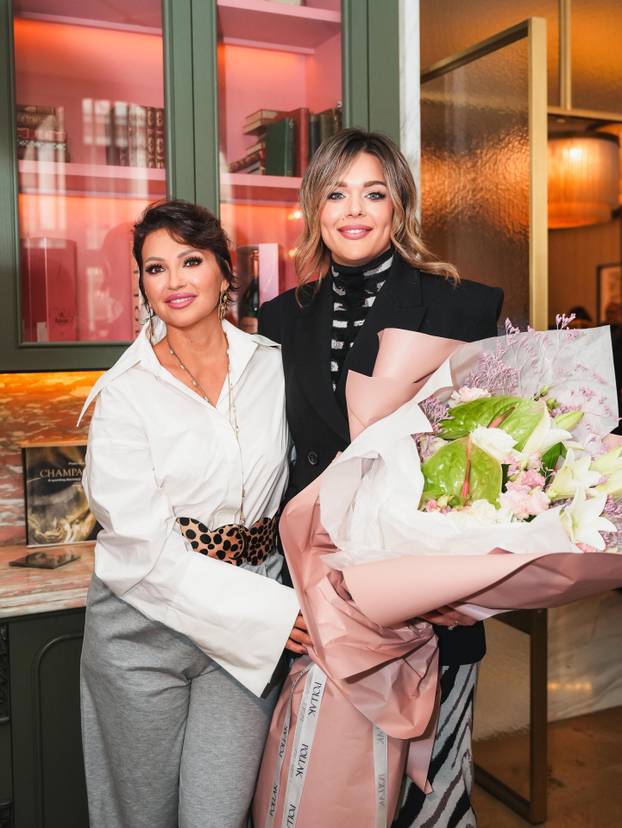 FOTO Nina Badrić nakon 15 godina ima novi album: Evo tko je sve bio na predstavljanju...