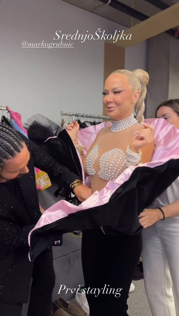 FOTO Maja Šuput prekrila grudi biserima za novu sezonu showa Supertalent: 'Da nije simple...'