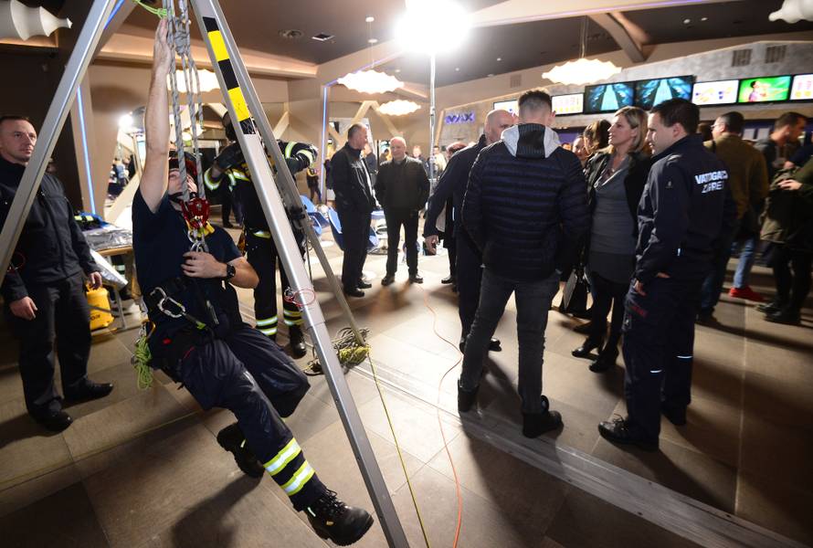 Krenula inicijativa prikupljanja pomoći za splitske vatrogasce