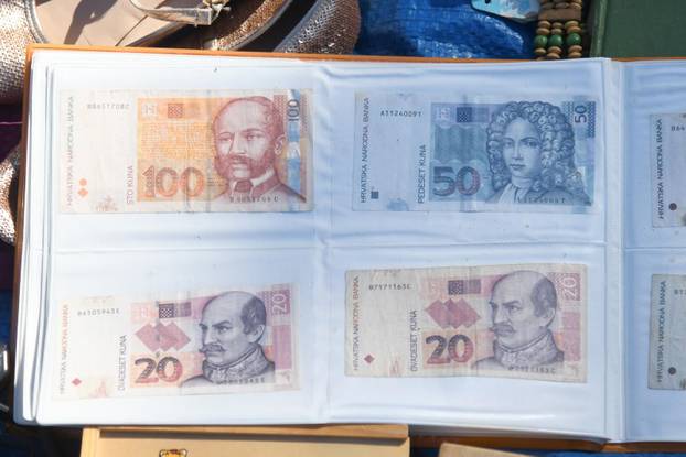 Koprivnica: Velika gužva na buvljaku koji je privukao pažnji brojnih prodavača i još više kupaca