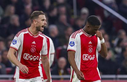 VIDEO Povijesni debakl Ajaxa u derbiju s Feyenoordom! Šutalo i Medić s klupe gledali potop...