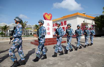 Kina povećava vojni proračun za 7,5 posto na $177 milijardi