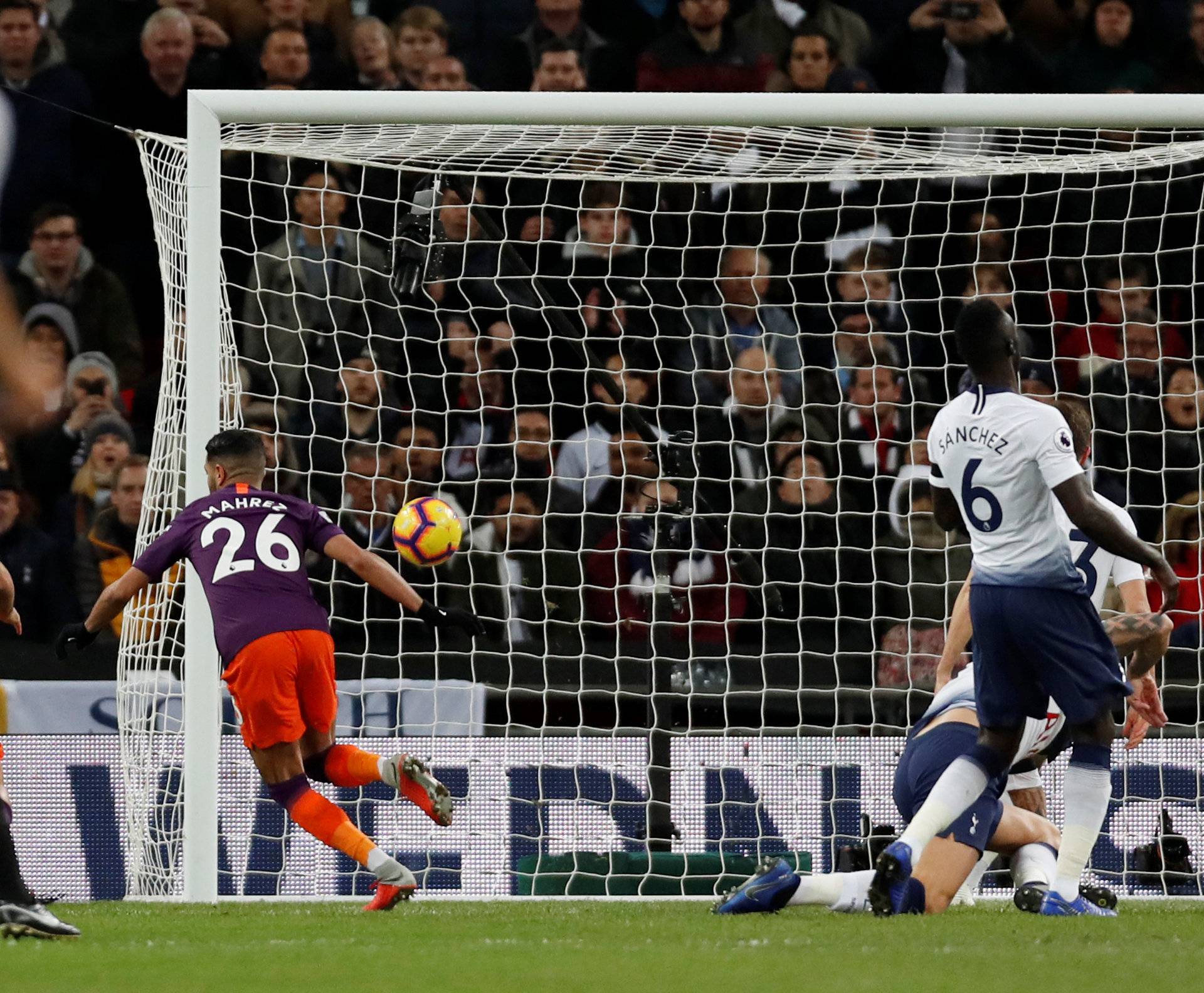 Premier League - Tottenham Hotspur v Manchester City