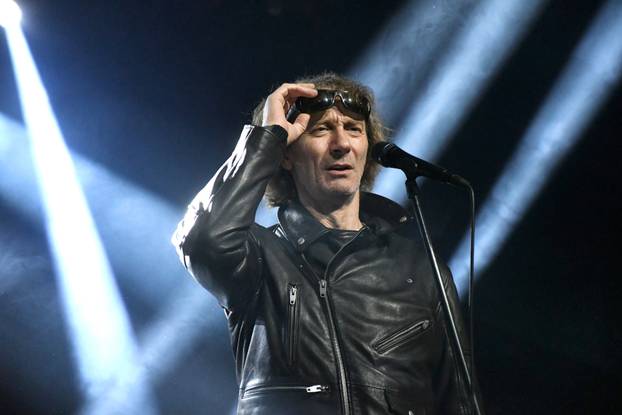 Koncert Psihomodo Popa na adventu u Koprivnici