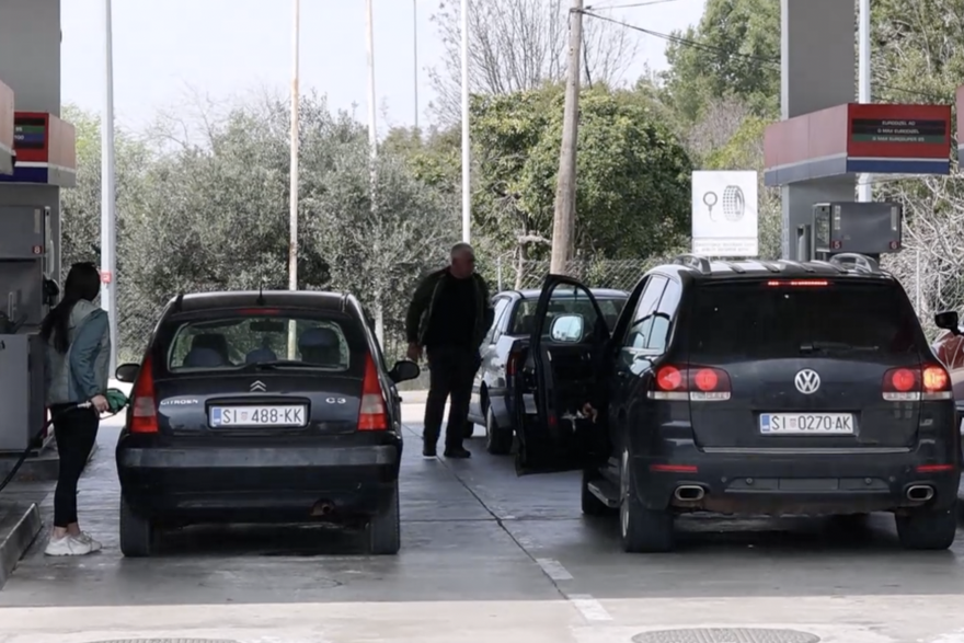 Gu&zcaron;ve na benzinskim postajama zbog najavljenog poskupljenja