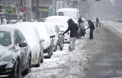 Zima pokazuje zube: Nakon snijega, u ponedjeljak i -11°C