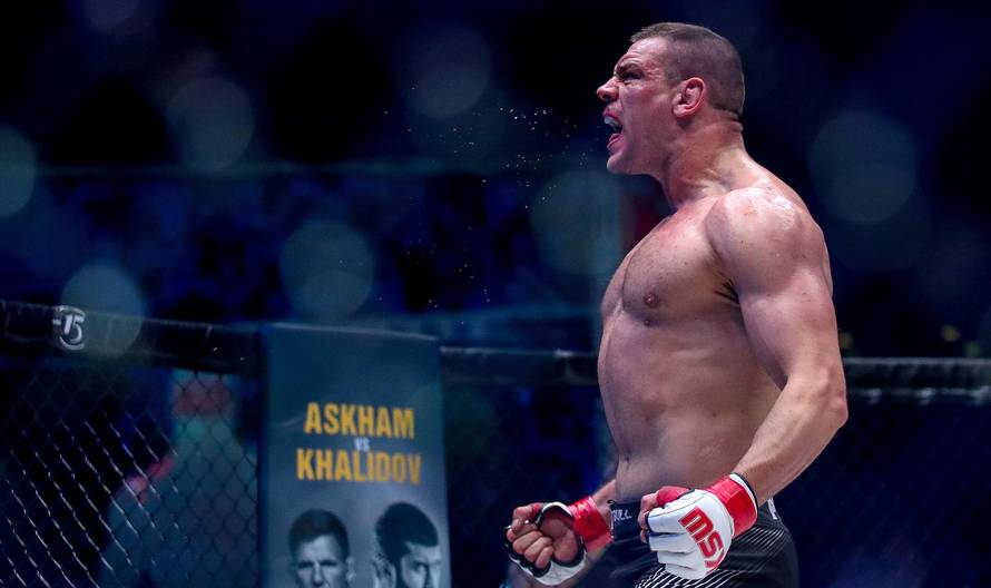 Zagreb: Borilački spektakl KSW 51, Ante Delija - Oli Thompson