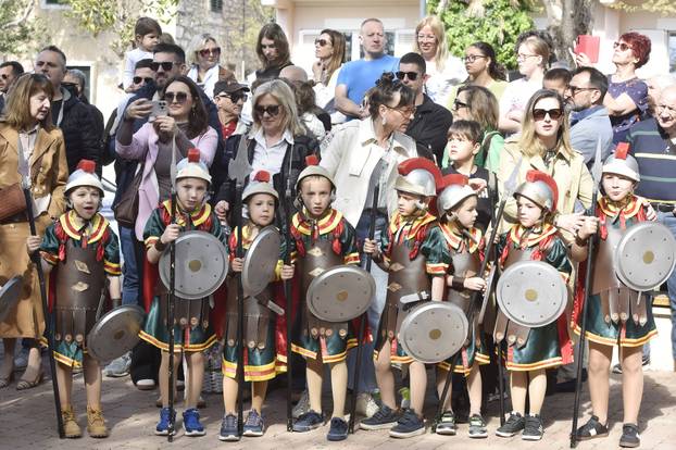 Vodice: Uskršnji doručak sa najvećom karitulom u Hrvatskoj