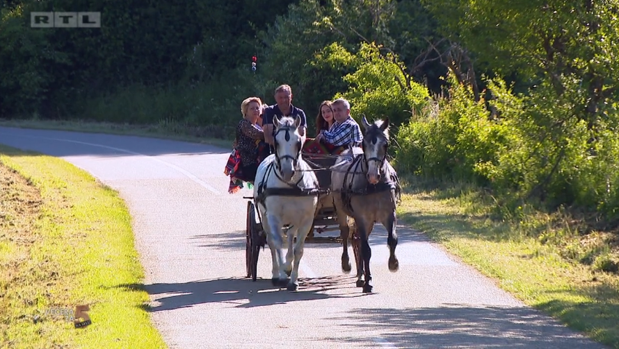 Agica oduševila goste šokačkom večerom i preuzela je vodstvo, a Vanesa je našla dlaku  u jelu