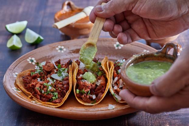 Tacos,Al,Pastor,,Traditional,Mexican,Food,,With,Onion,,Cilantro,,Pineapple,