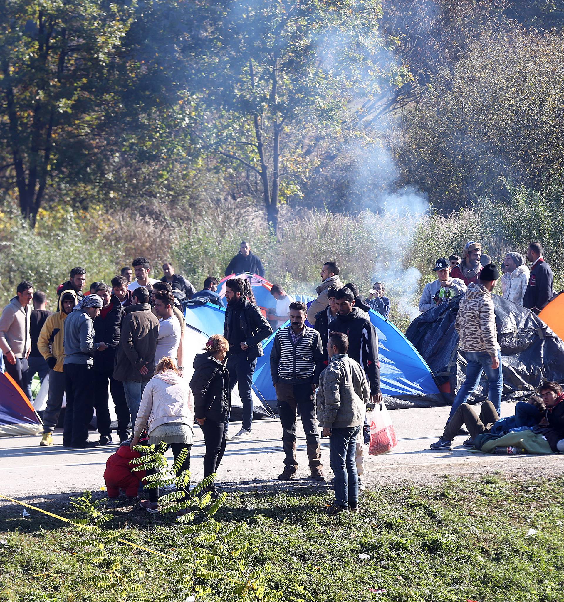 Sporazum o migrantima je na udaru desnice: 'Ne potpisujte'