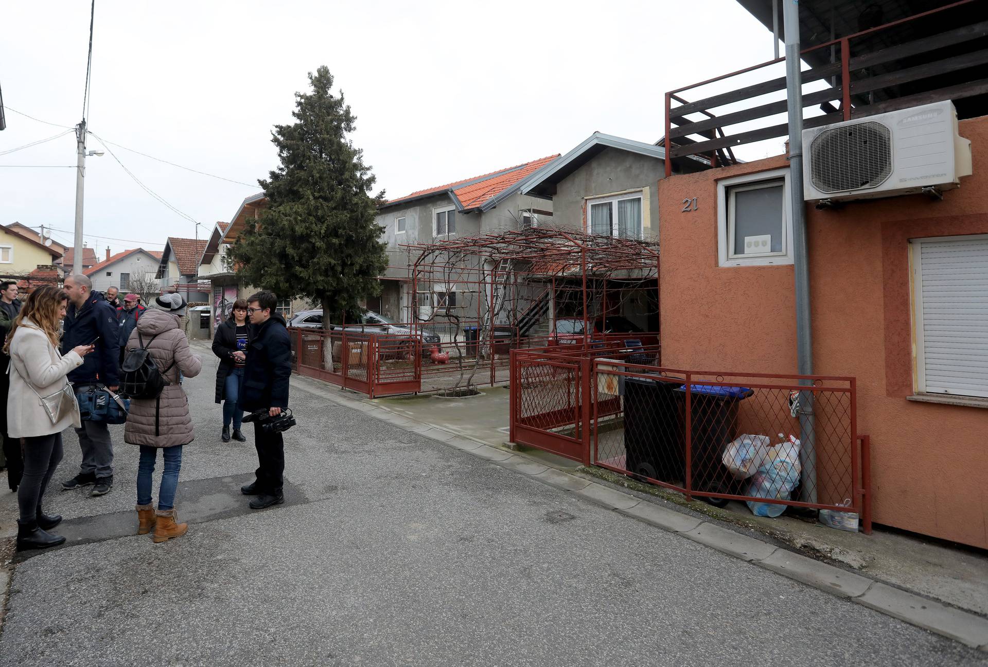 Zagreb: Kuća u kojoj je muškarac napao ženu i ubio dijete