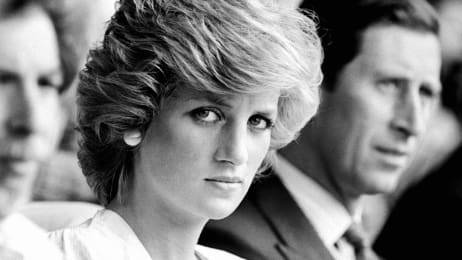 Dvor mrzi odmetnike: Diana je bila popularna, priče o preljubu nakon razvoda šokirale mnoge