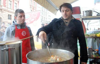 Natjecatelji Masterchefa kuhali za sve na Trgu bana Jelačića