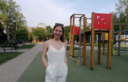 Kći Vitomire Lončar zapjevala susjedima u parku: 'Odlična je'