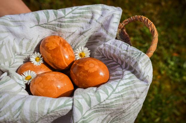 Zagreb: Tradicionalno bojanje uskršnjih jaja