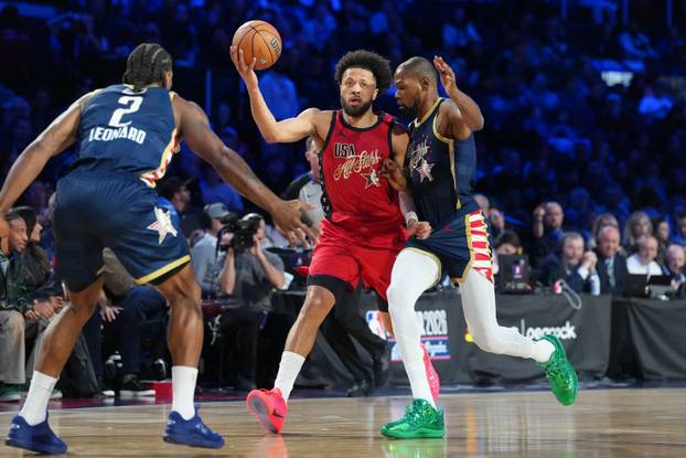 FOTO Poznati na NBA all staru: Kraljevski par privukao poglede