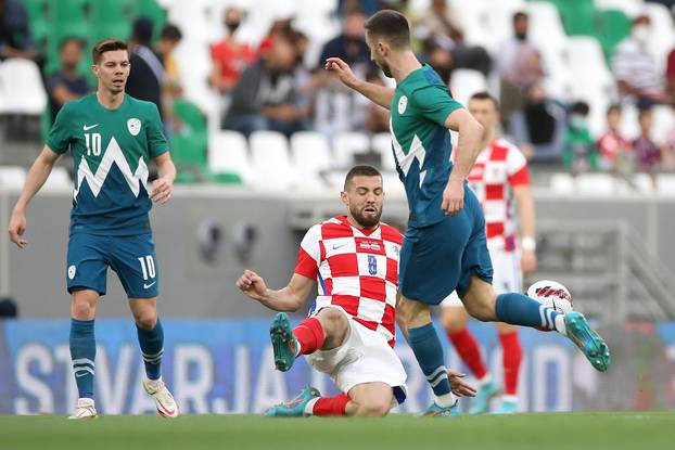 Doha: Prijateljska nogometna utakmica Hrvatska - Slovenija