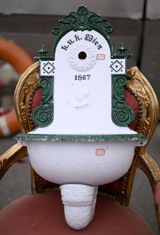 Zagreb: Sajam antikviteta na Britancu